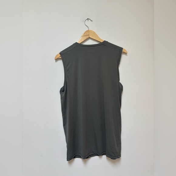 SKIMS | flex men muscle tank | size medium - Picture 6 of 6